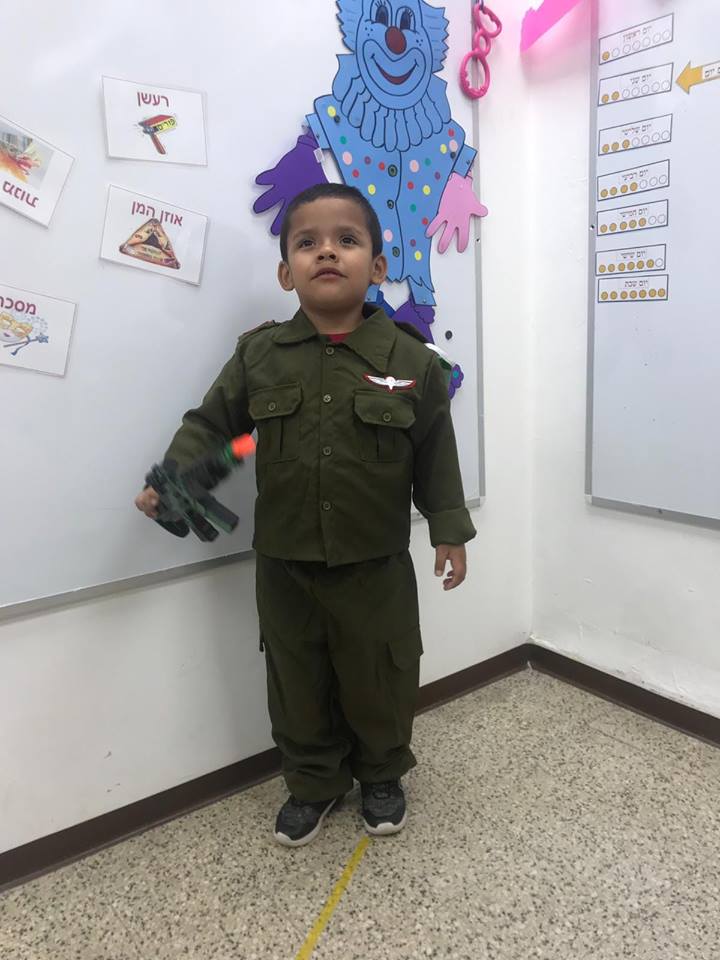 שיתף: אלחנדרו דובוויץ'