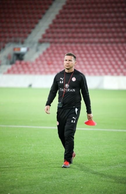 בכר ייאלץ לאלתר. צילום: זאב דיקמן