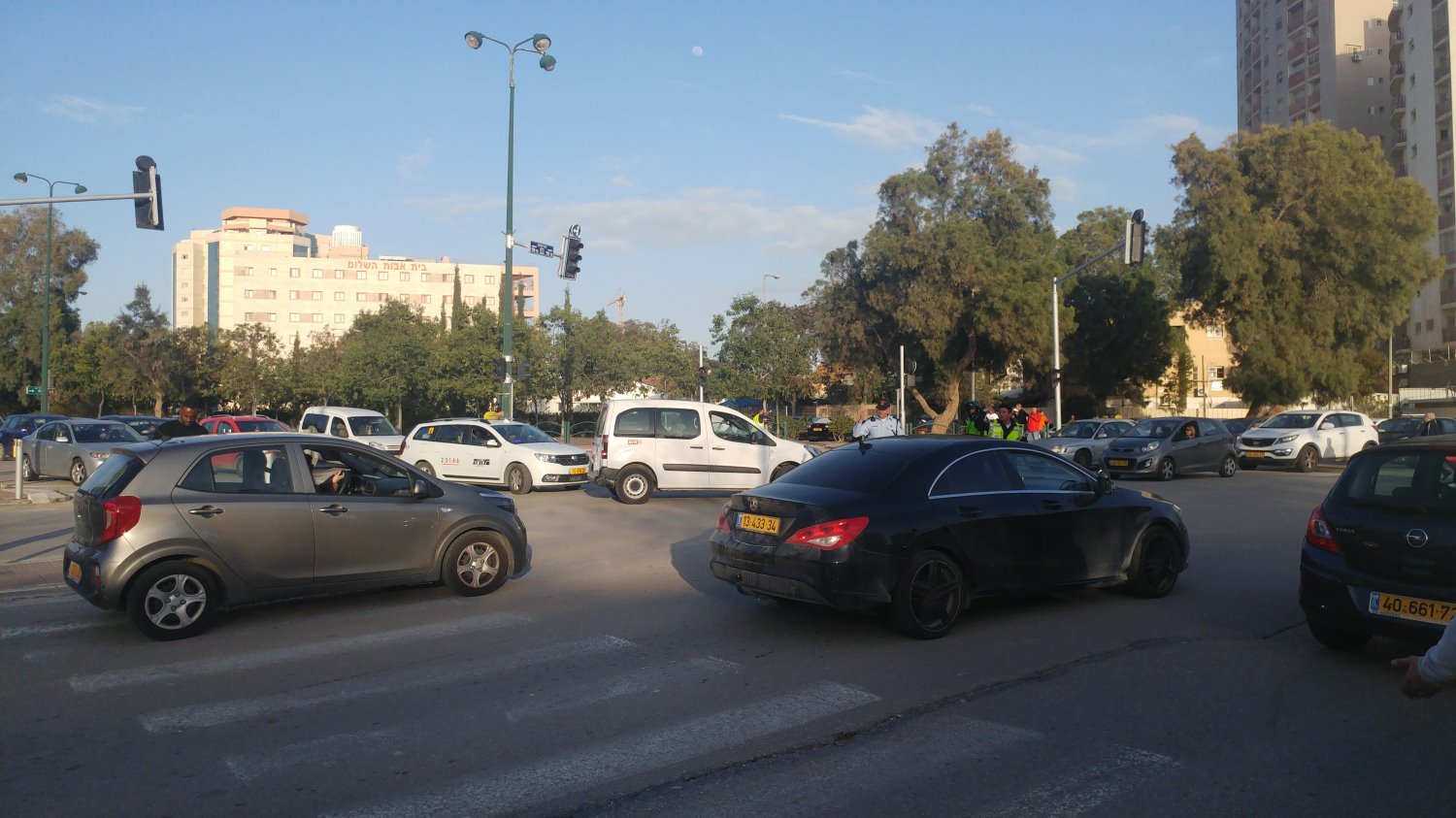 האם מהפכה בענף התחבורה הציבורית תוביל להפחתת הפקקים בעיר? (ארכיון)