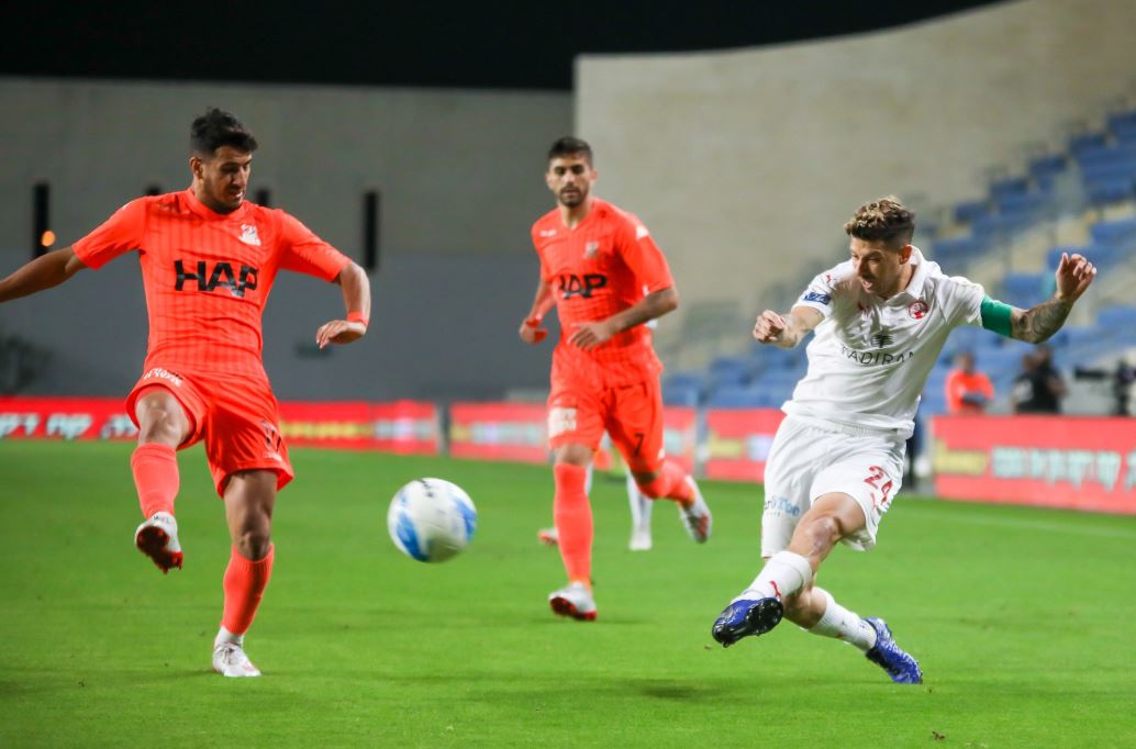 מאור מליקסון כבש את השלישי. צילום: זאב דיקמן