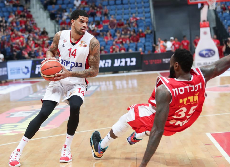 משחק לא שווה כוחות. צילום: דני מרון מתוך אתר מנהלת ליגת העל