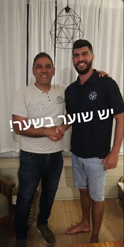 שיקלושי ודרורי. התמונה והכיתוב באדיבות מ.כ באר שבע
