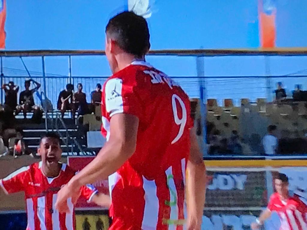 כוכב המשחק, פיליפ פיליפוב (צילום מתוך מסך הטלוויזיה)