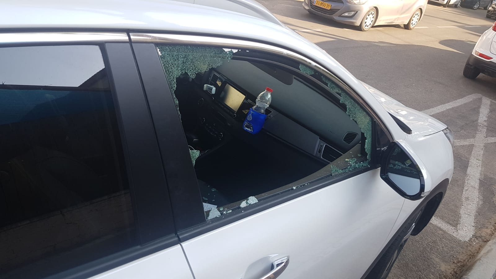 פריצה לרכב. צילום: פרטי