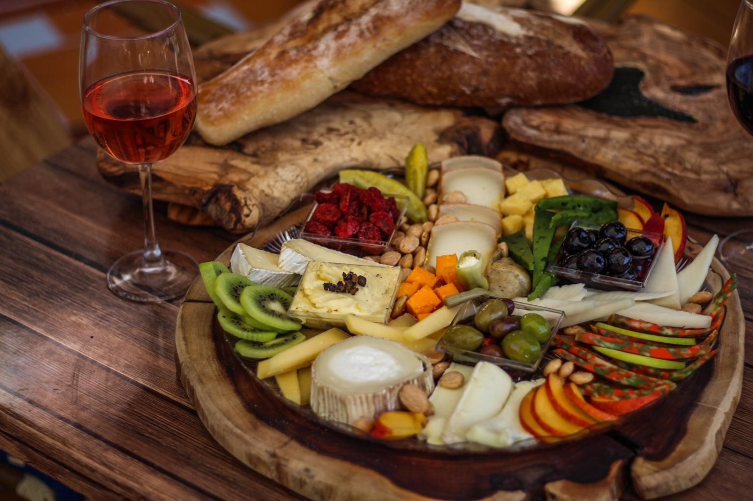 מגשי האירוח של באשר פרומז'רי