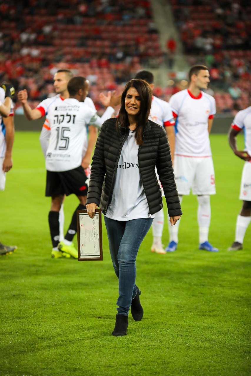 האם אלונה תחייך בליל ה-17.9? צילום: זאב דיקמן