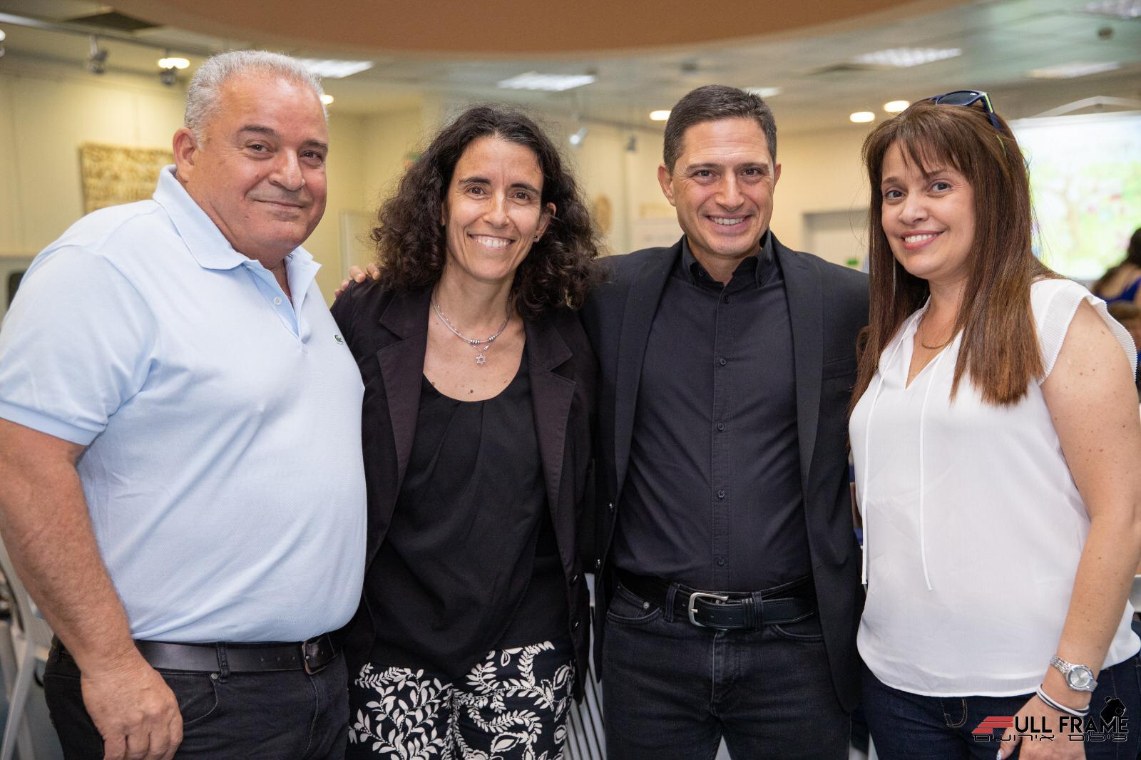 חגית ים עם רוביק דנילוביץ', חפצי זוהר ויוסי דדוש | צילום: Full frame צילום אירועים