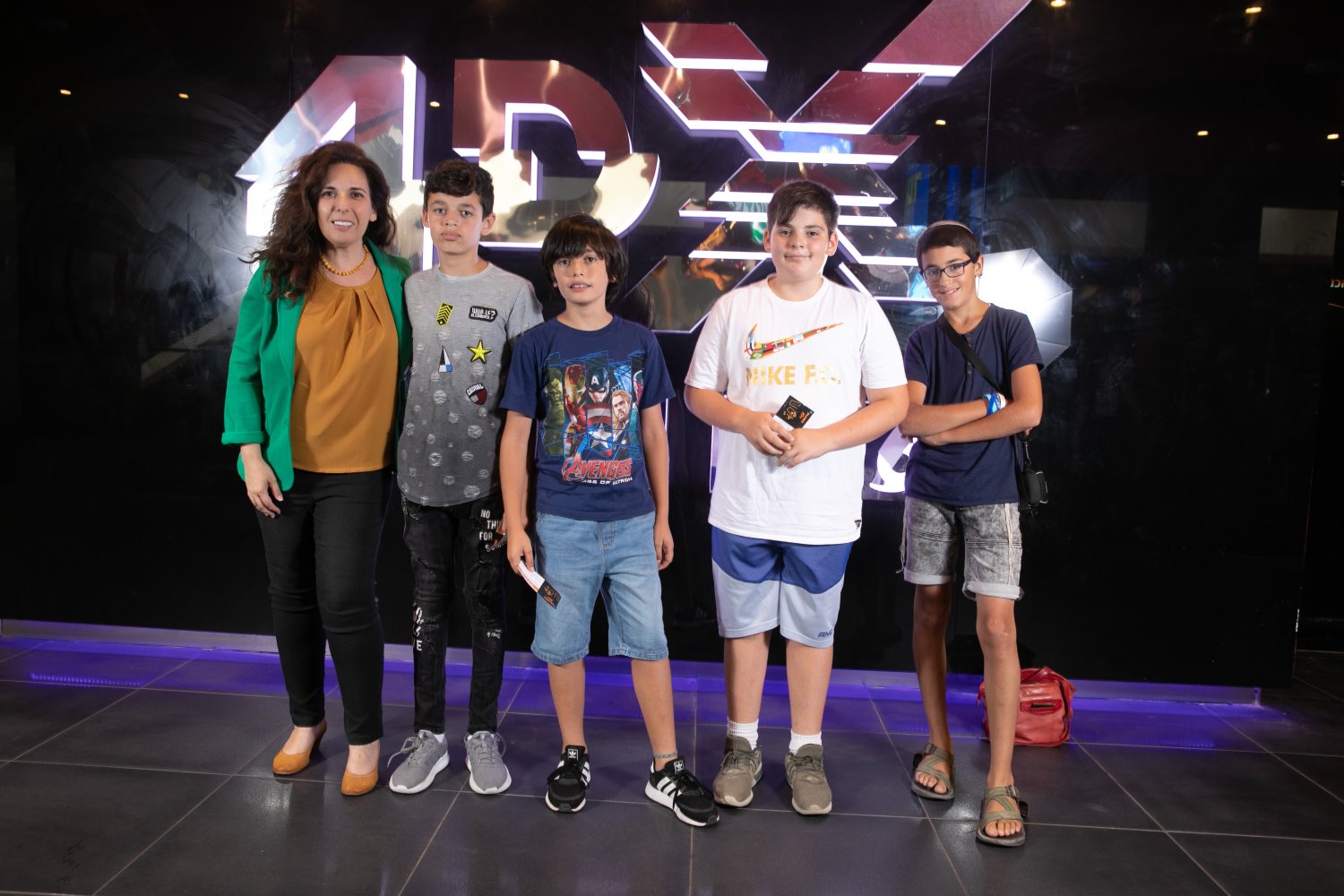 שגית בכר והחבר&#39;ה | צילומים: דיאגו מיטלברג