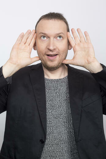 קרדיט קומדי בר