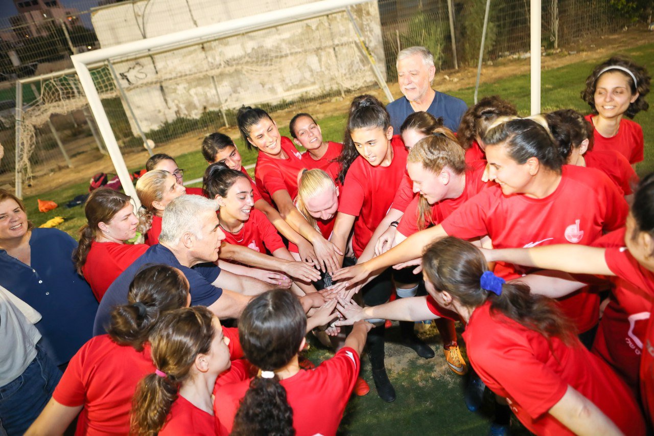 בתקווה לעתיד טוב יותר (צילום: זאב דיקמן)