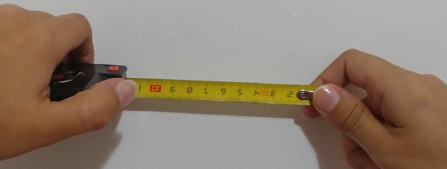 כששמאלי פותח מטר רוב הסיכויים שכל המספרים יהיו הפוכים צילום: נועה גבאי