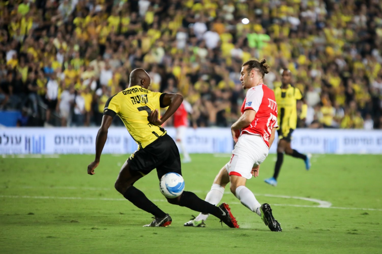 ייעדר כחודש וחצי - שון גולדברג (צילום: זאב דיקמן)