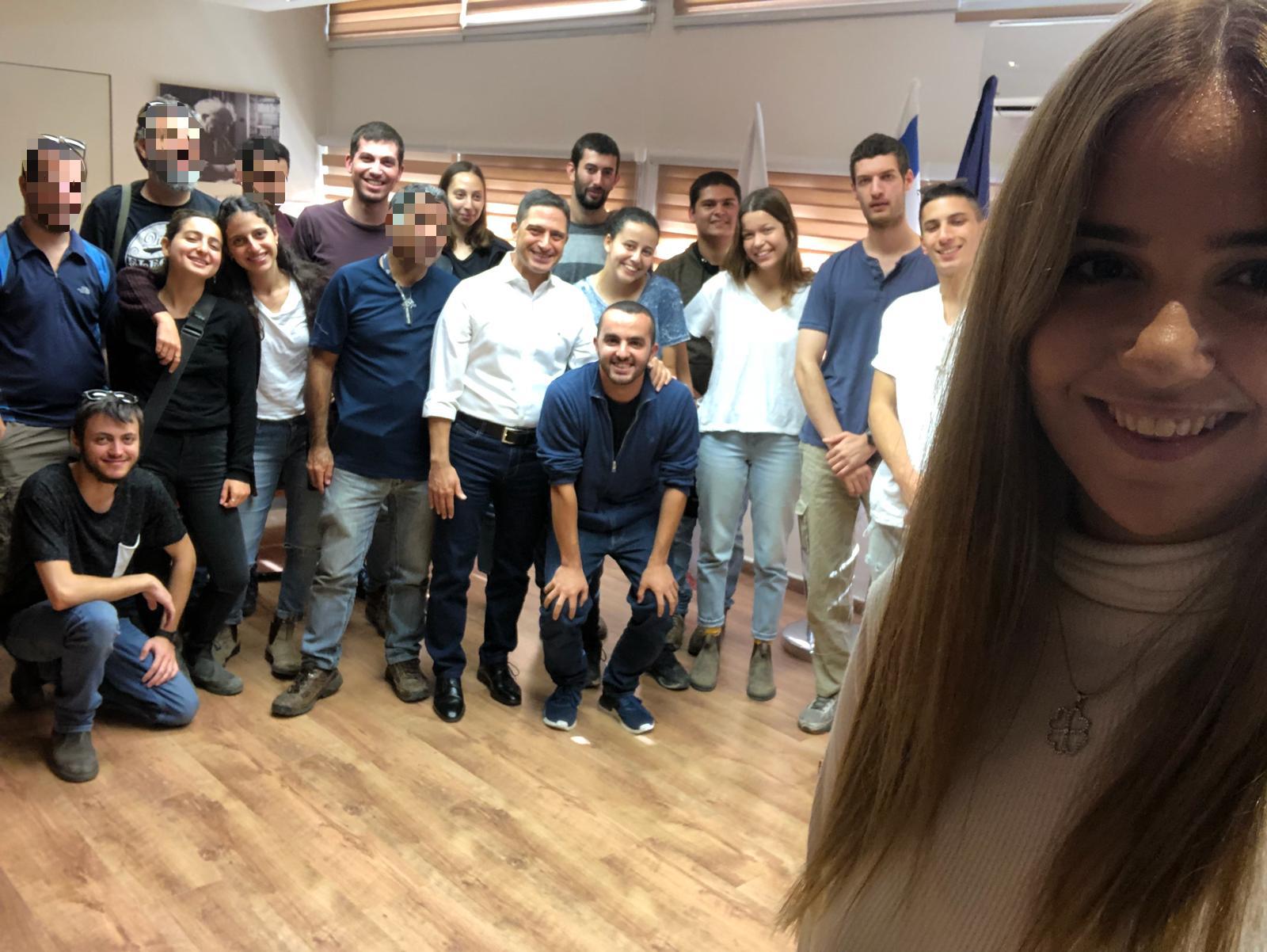 חולמים בגדול באר שבעים מצייצים 