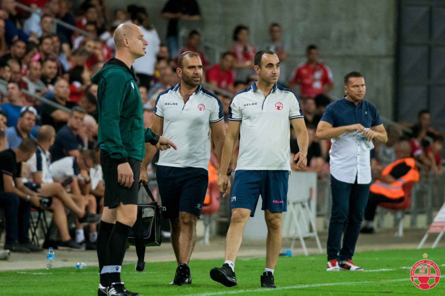 גיבור היום, ד"ר תומר ממן (מימין, הקרוב לברק בכר). צילום:  הפועל "תדיראן" ב"ש