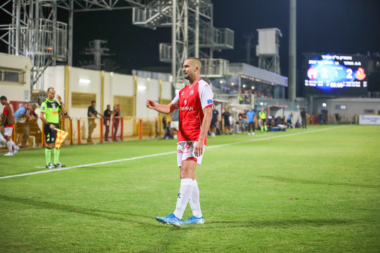 כבש, אבל זה לא הספיק. בן שהר (צילום: זאב דיקמן)