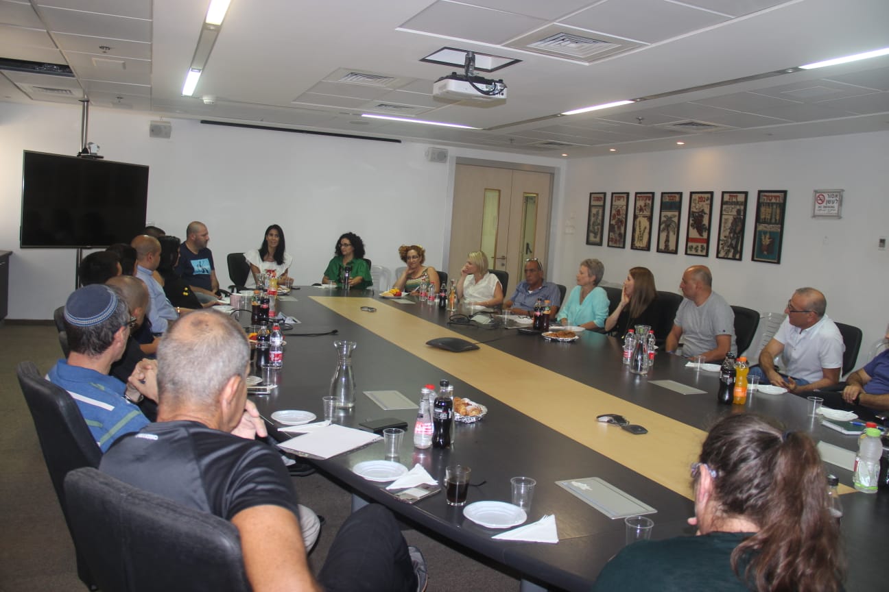 פגישת סיכום פרויקט קרדיט כיל