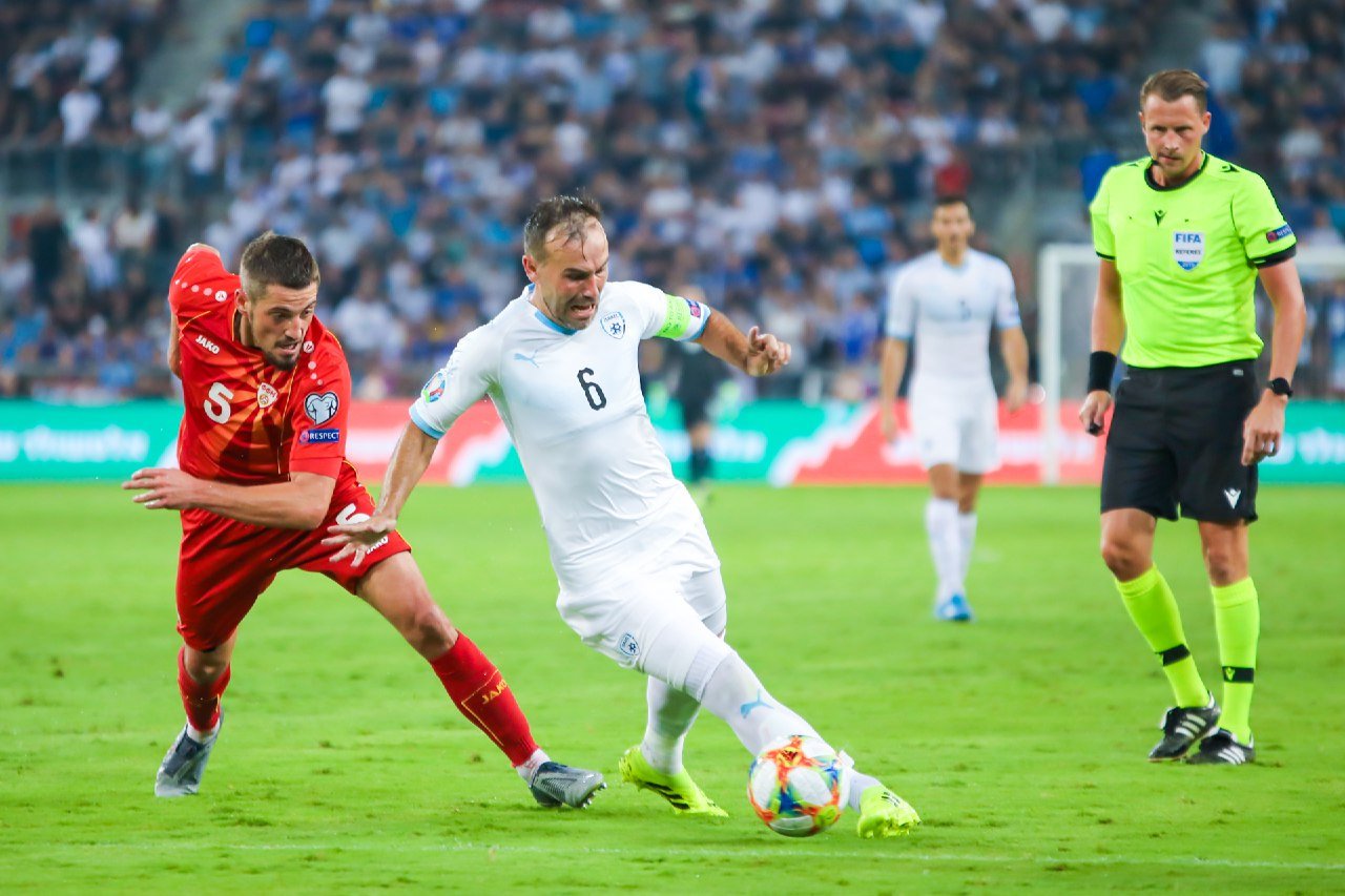 קפטן הנבחרת, ביבראס נאתכו (צילום: זאב דיקמן)