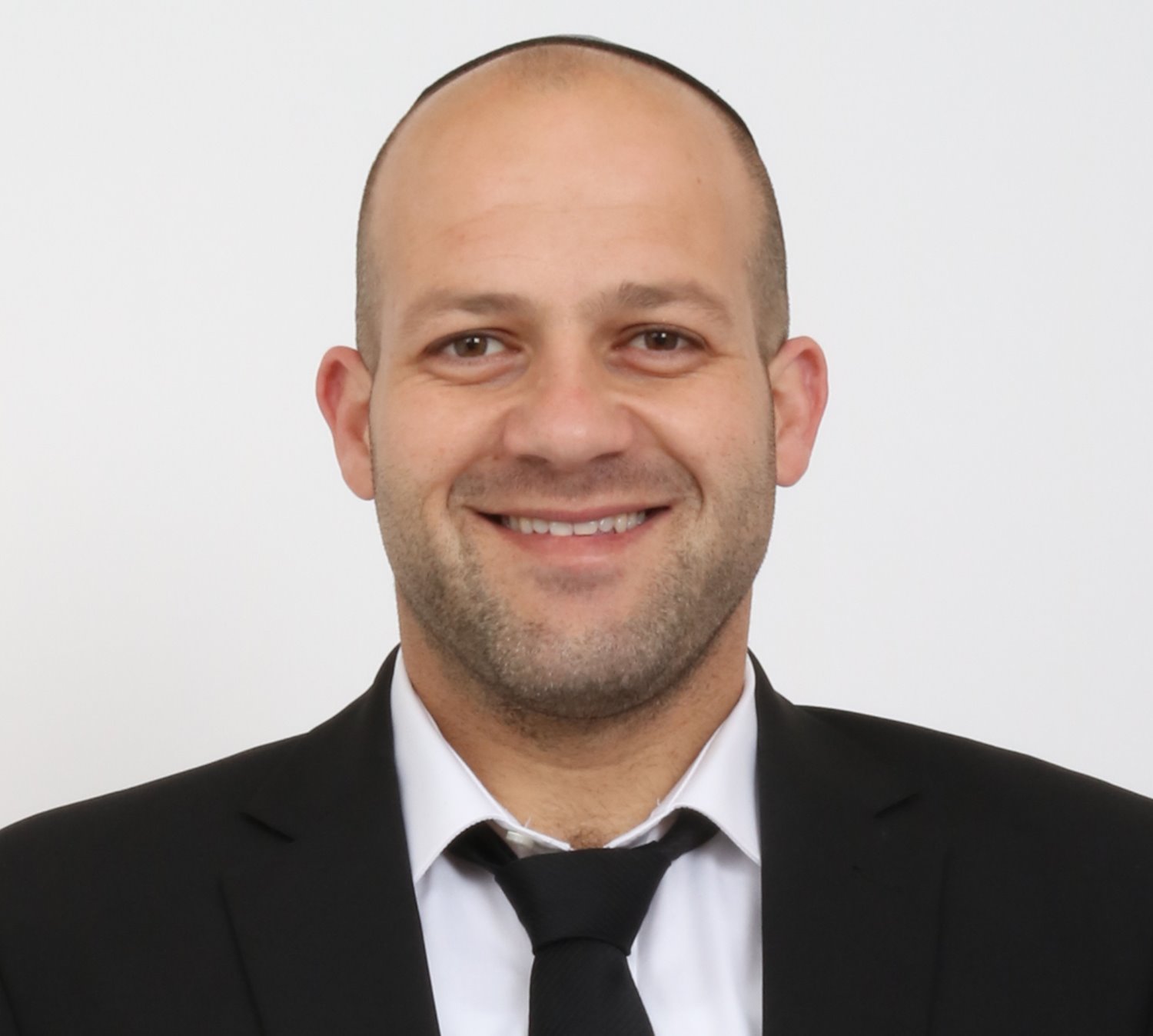 עו"ד אלי דמרי פורטייט 