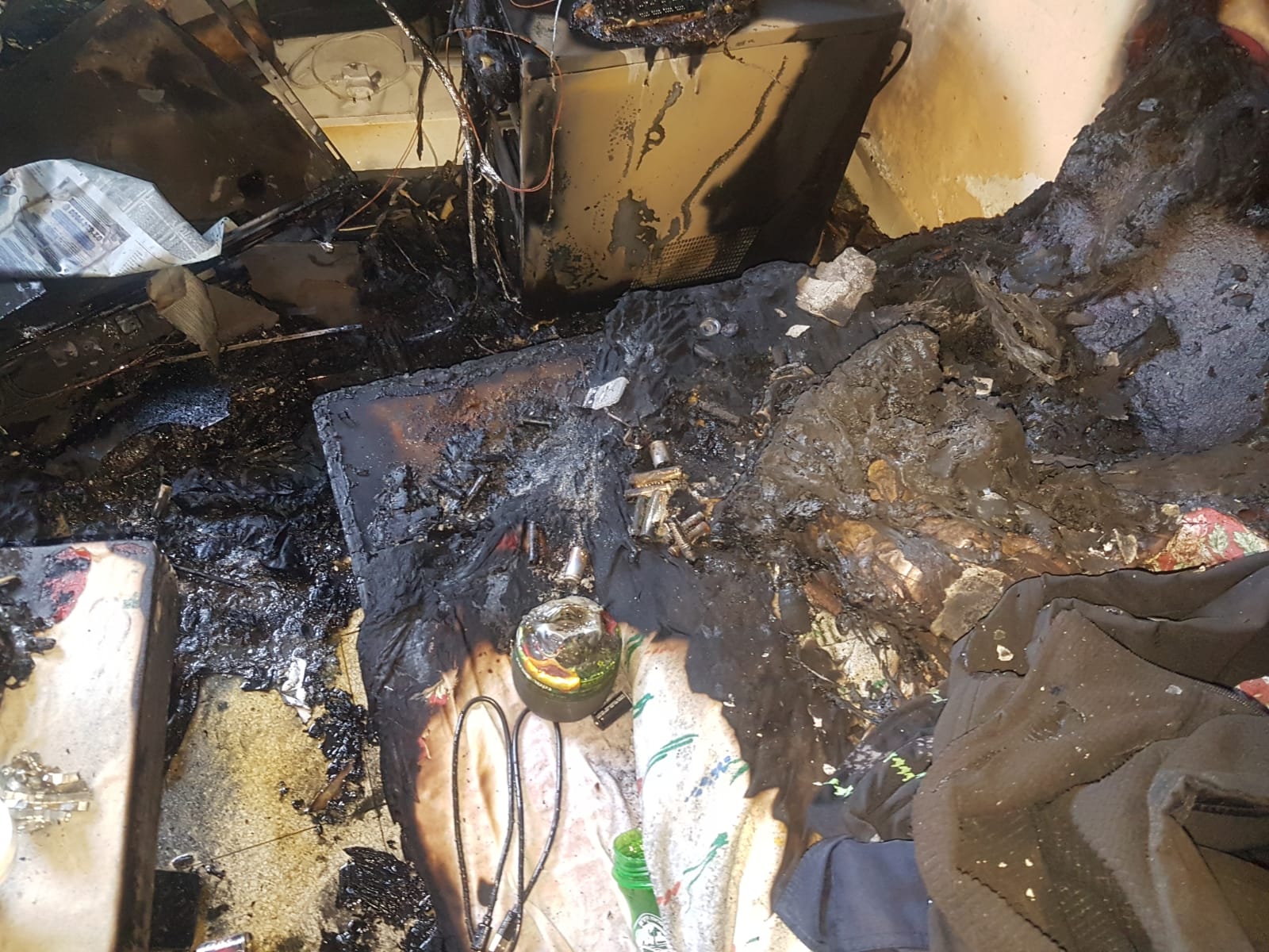 תיעוד ממקום השריפה באדיבות כבאות הצלה 