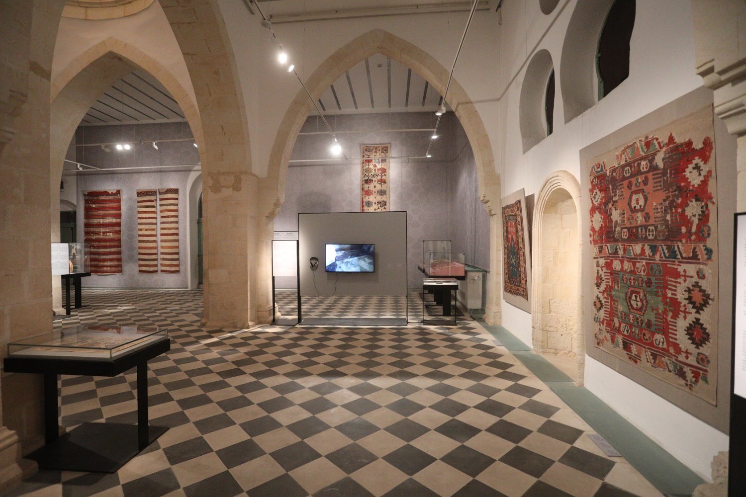 מתוך שורשים וצמיחה, מוזאון לתרבות האסלאם ועמי המזרח צילום: רפי דלויה 