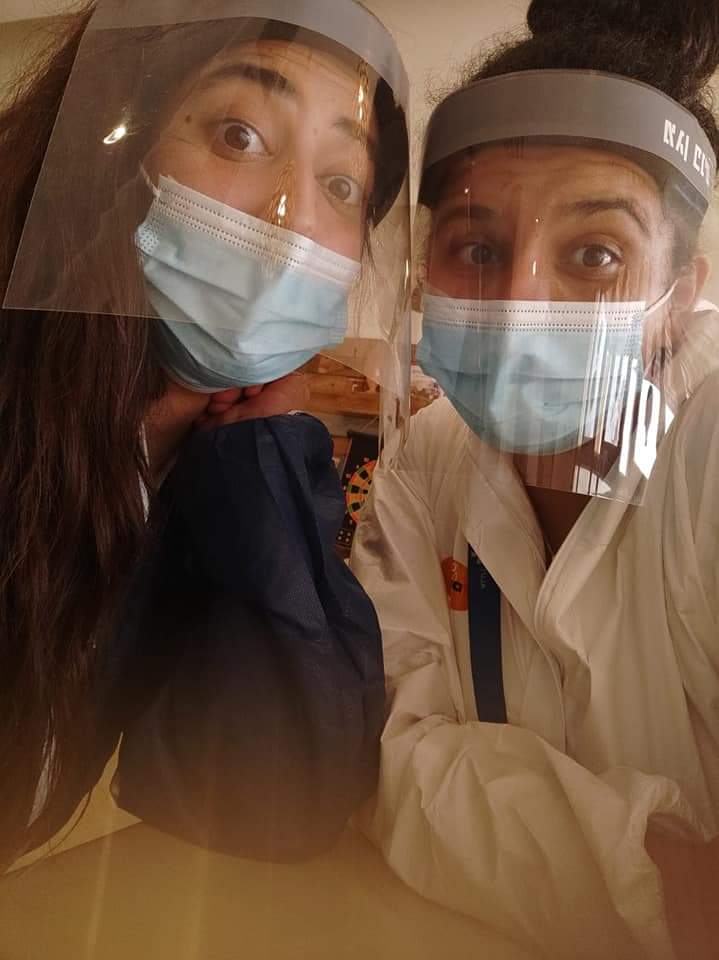 העובדים בכפר האירוסים | צילום: פרטי