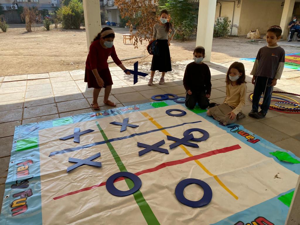 באדיבות לונדע