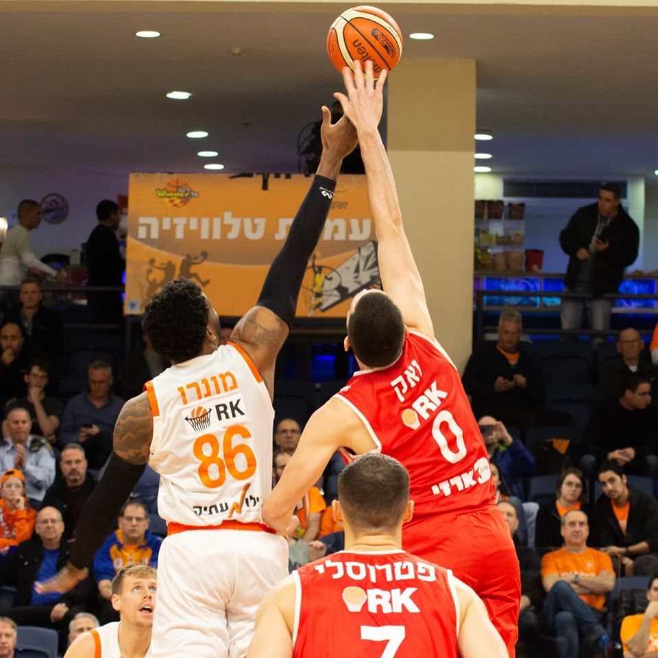 באדיבות הפועל "אלטשולר שחם" באר שבע בכדורסל