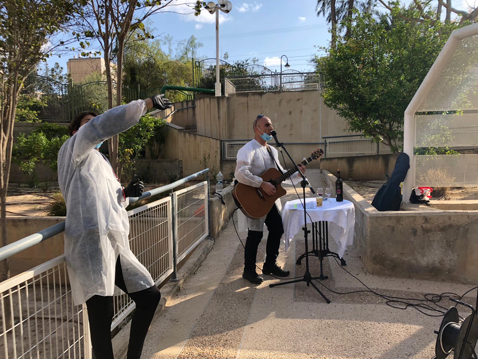 קרדיט "לב אחד"