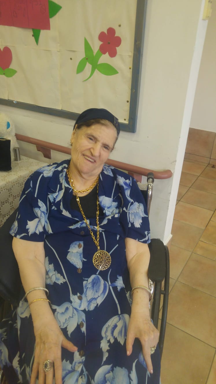 סבתא אעישה בבית אבות. צילום פרטי