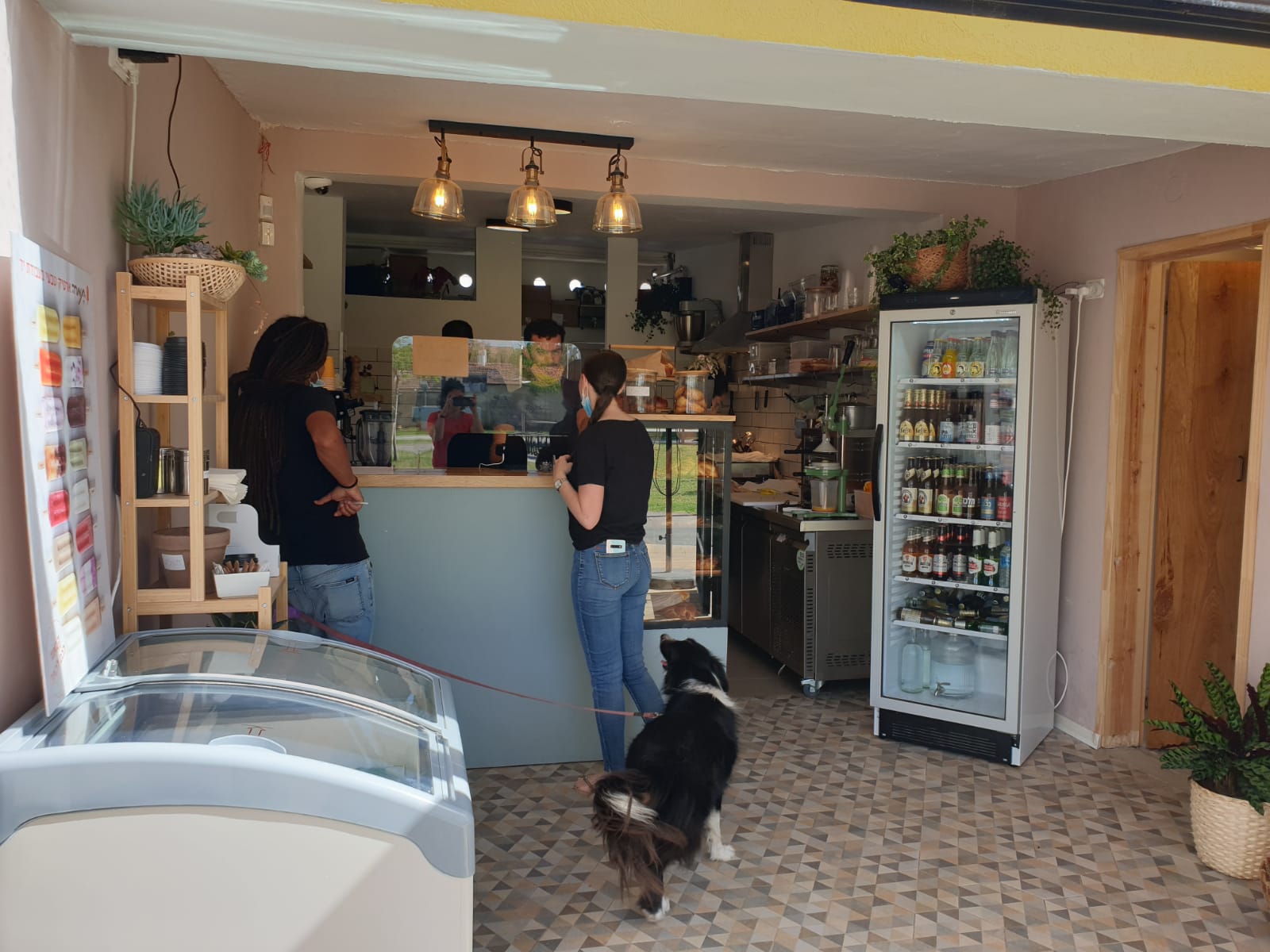 בית הקפה 'רגע, מקום בפארק'. קרדיט: יעלי טנא-ברזילי