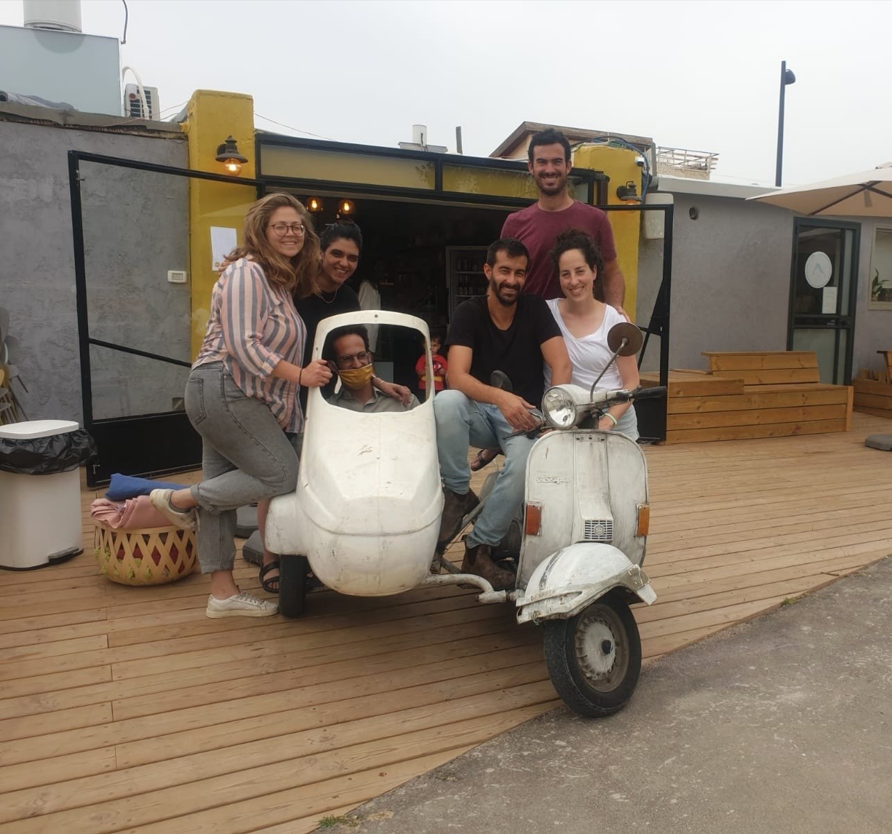 בעלי בית הקפה 'רגע, מקום בפארק'. קרדיט: רעות האס