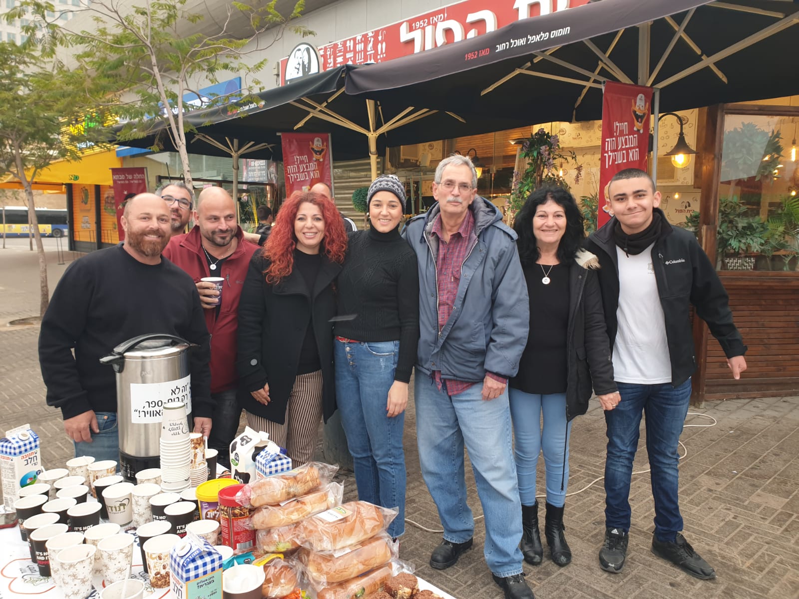 מתנדבי 'יחד למען החייל'