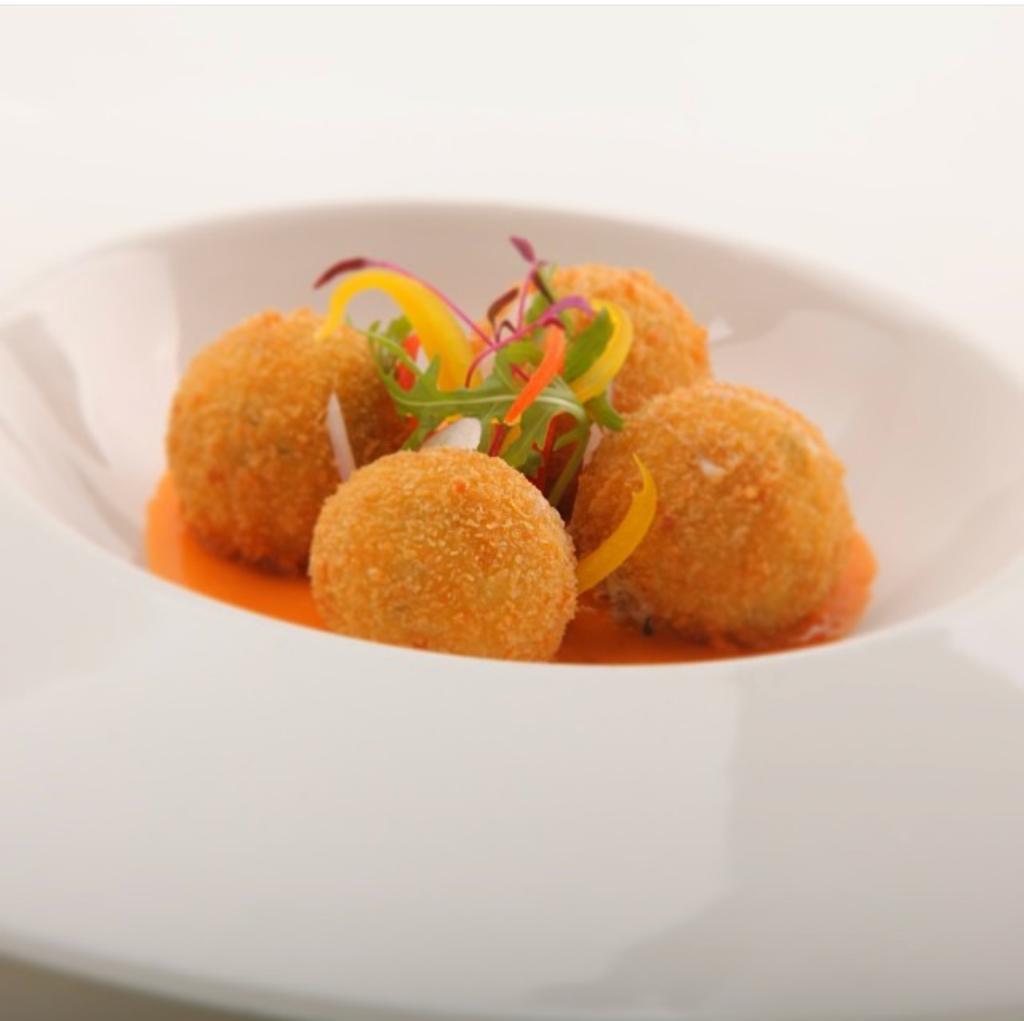 כדורי 'מק אנד צ'יז'. צילום: גליה אבירם