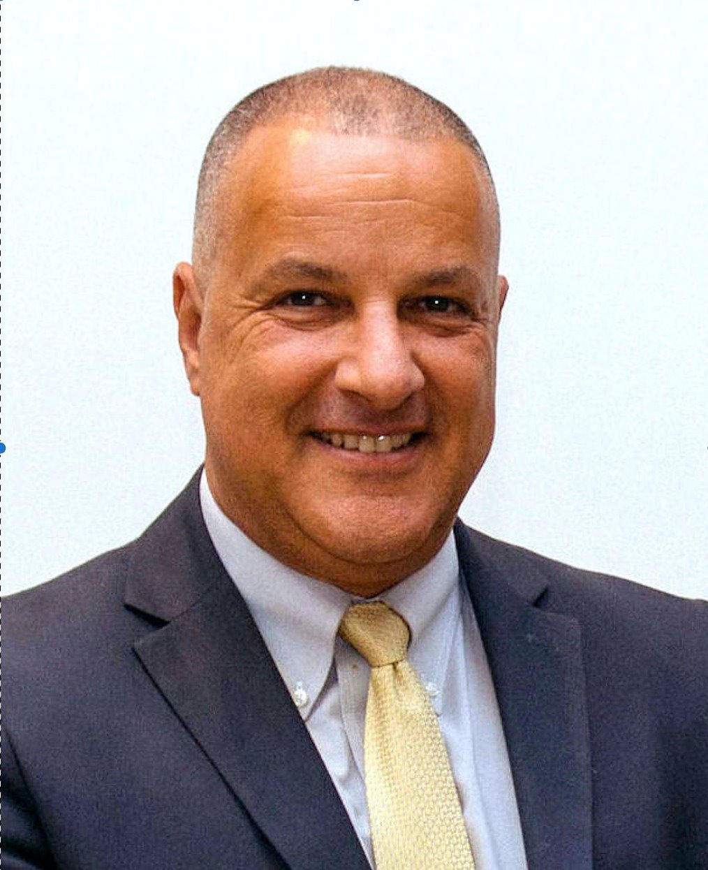 אופיר עוזרי, יור עוגן 