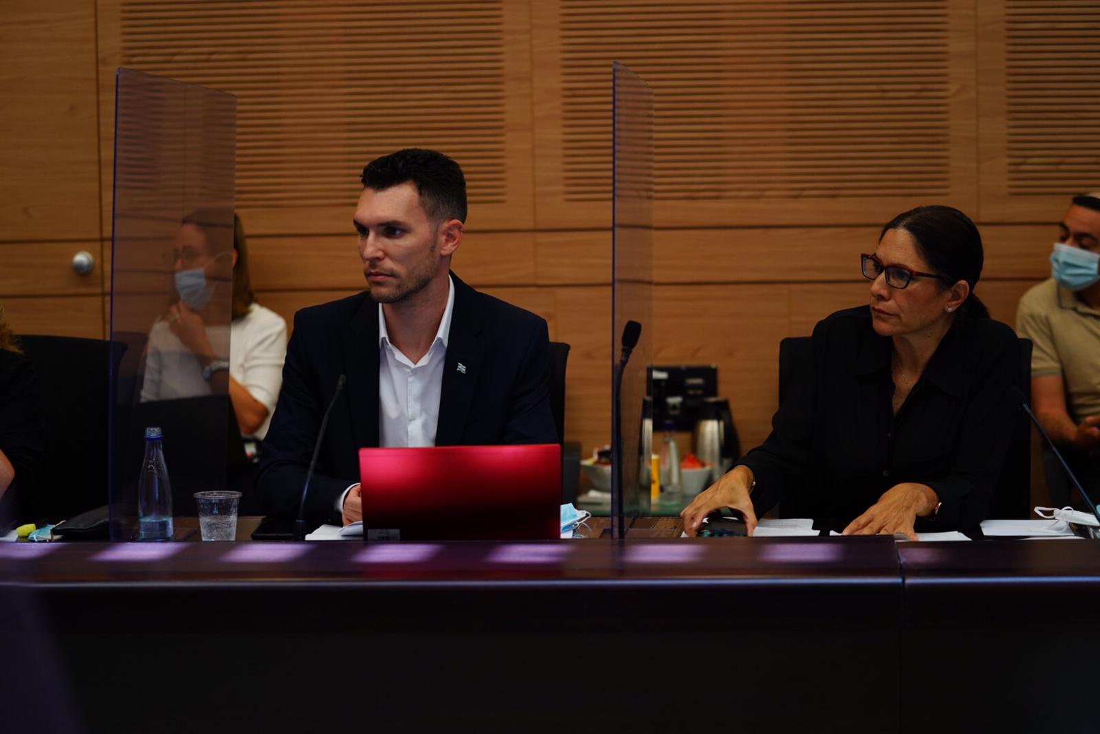  דוברות הכנסת – עדינה ולמן