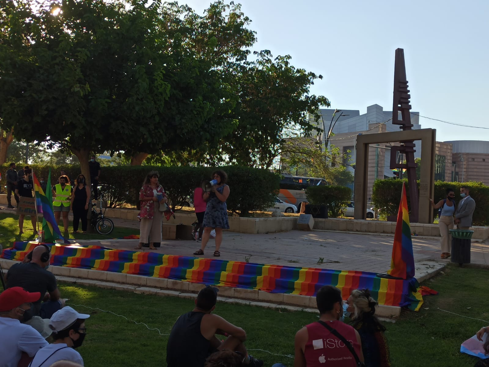 עצרת מחאה הקהילה הגאה בבאר שבע. צילום: יהלי אוזן