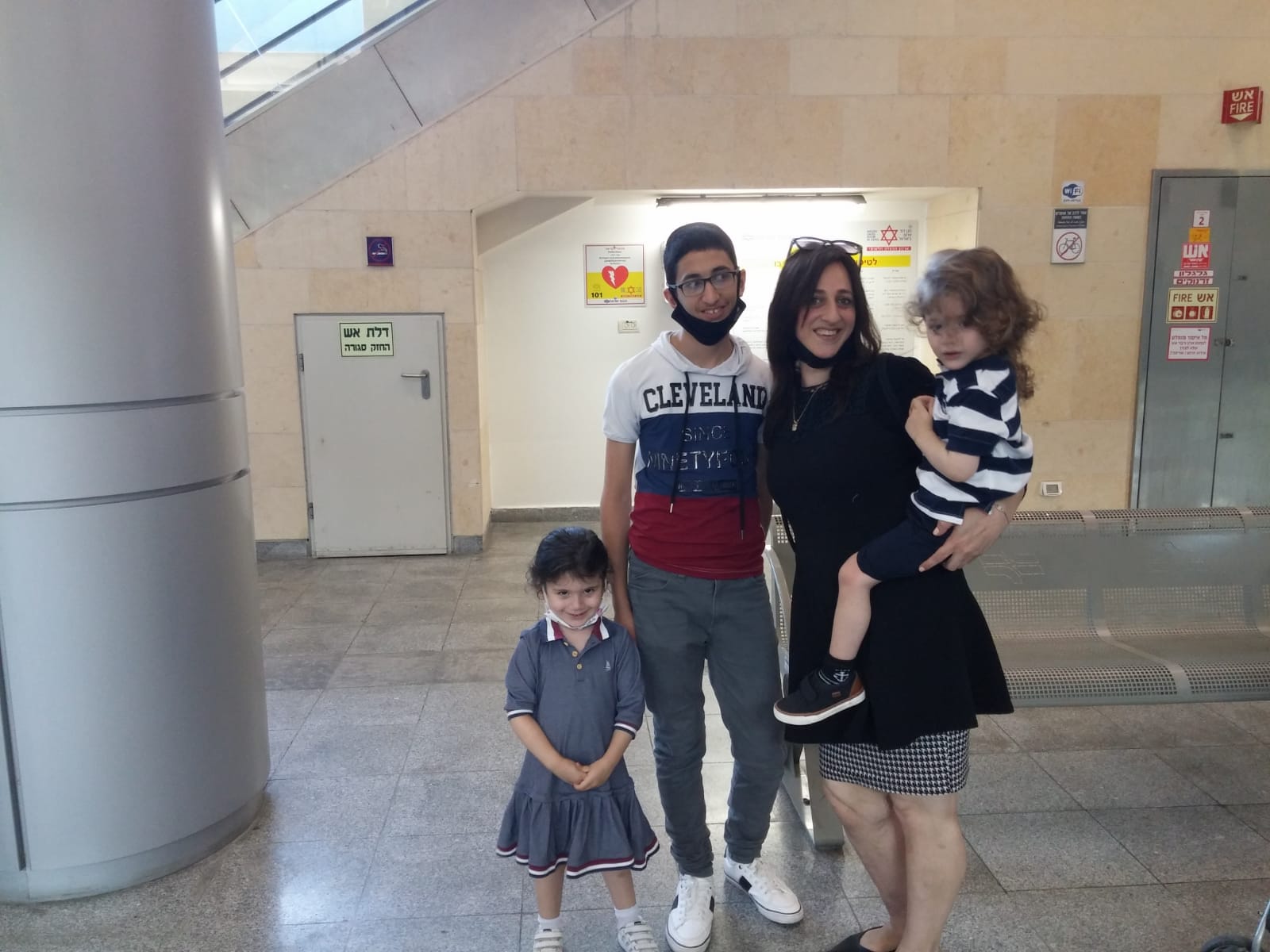 אחרי דקות של בהלה המשפחה התאחדה צילום רכבת ישראל 