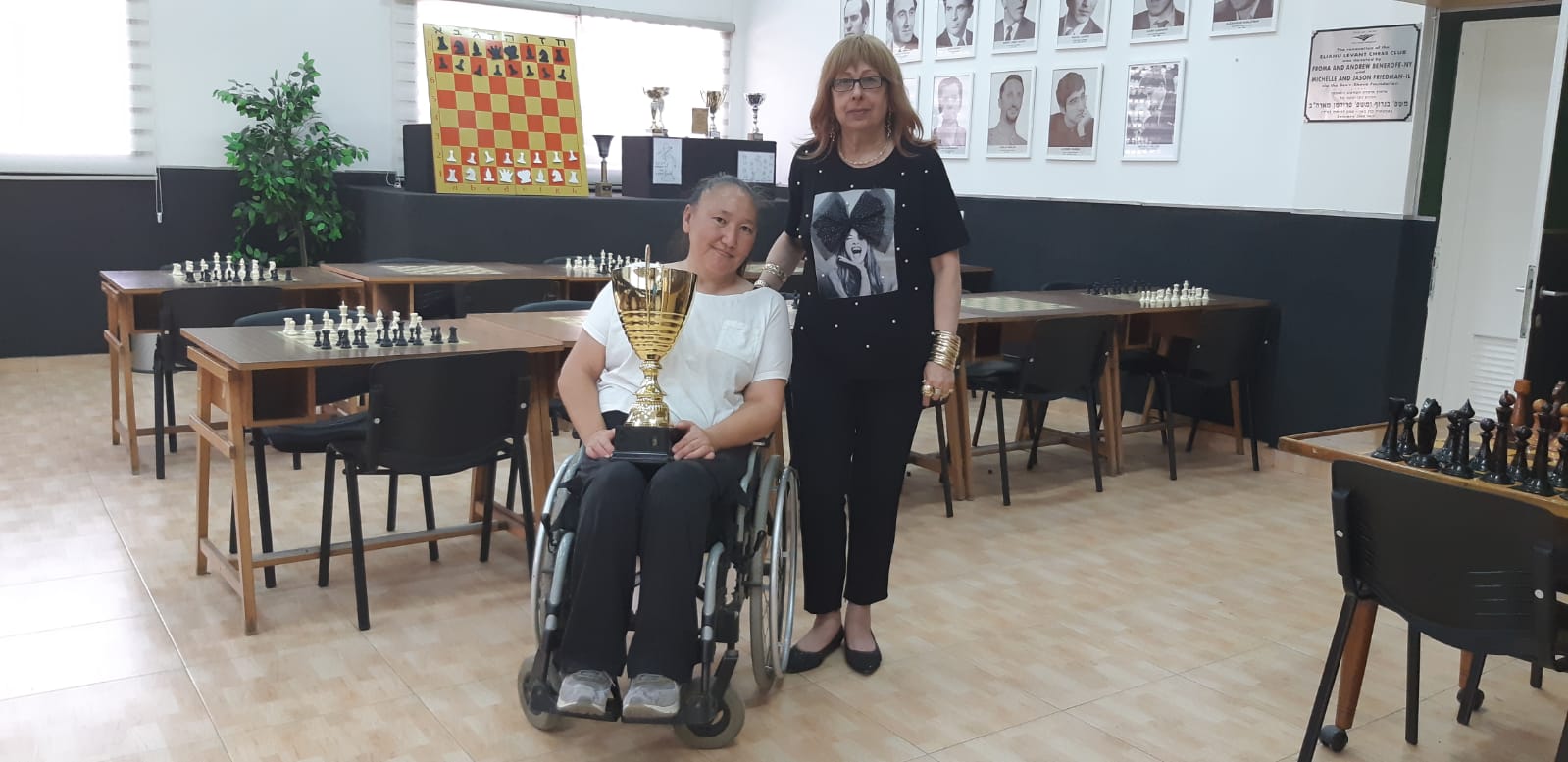 אלכסנדרה אלכסנדרוב  ואילנה דוד, באדיבות מועדון השחמט באר שבע