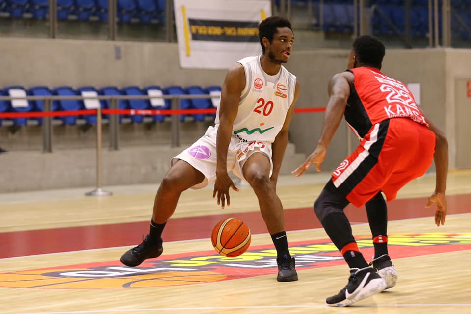 באדיבות הפועל "אלטשולר שחם" באר שבע בכדורסל