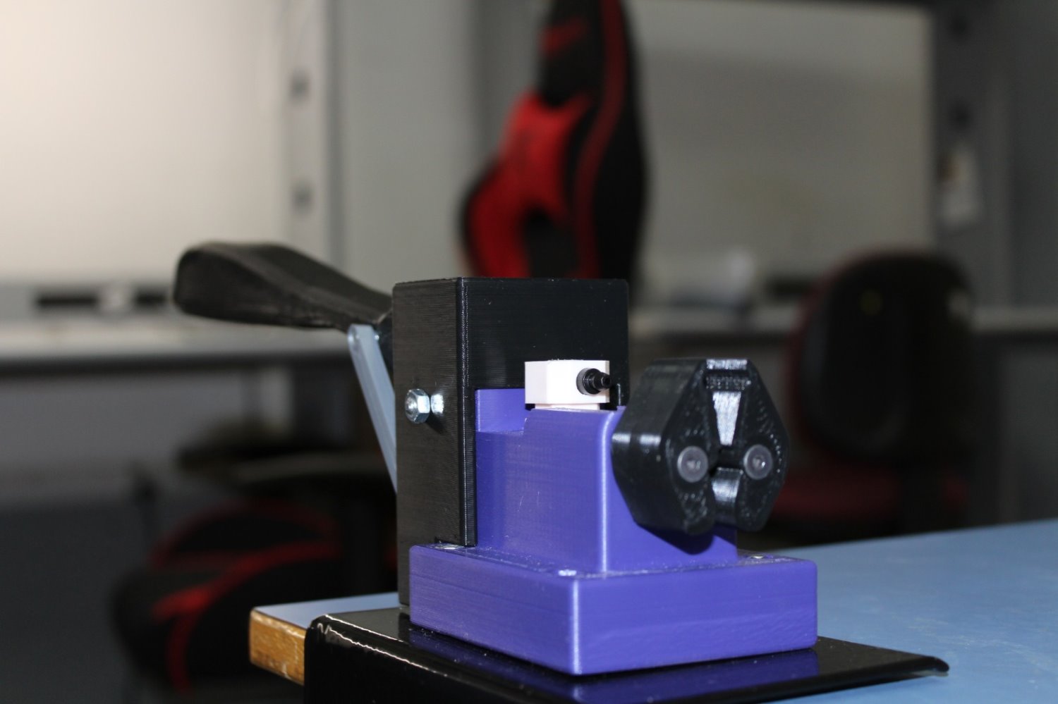 המכשיר מוכן לפעולה | צילום דהן ודרעי 