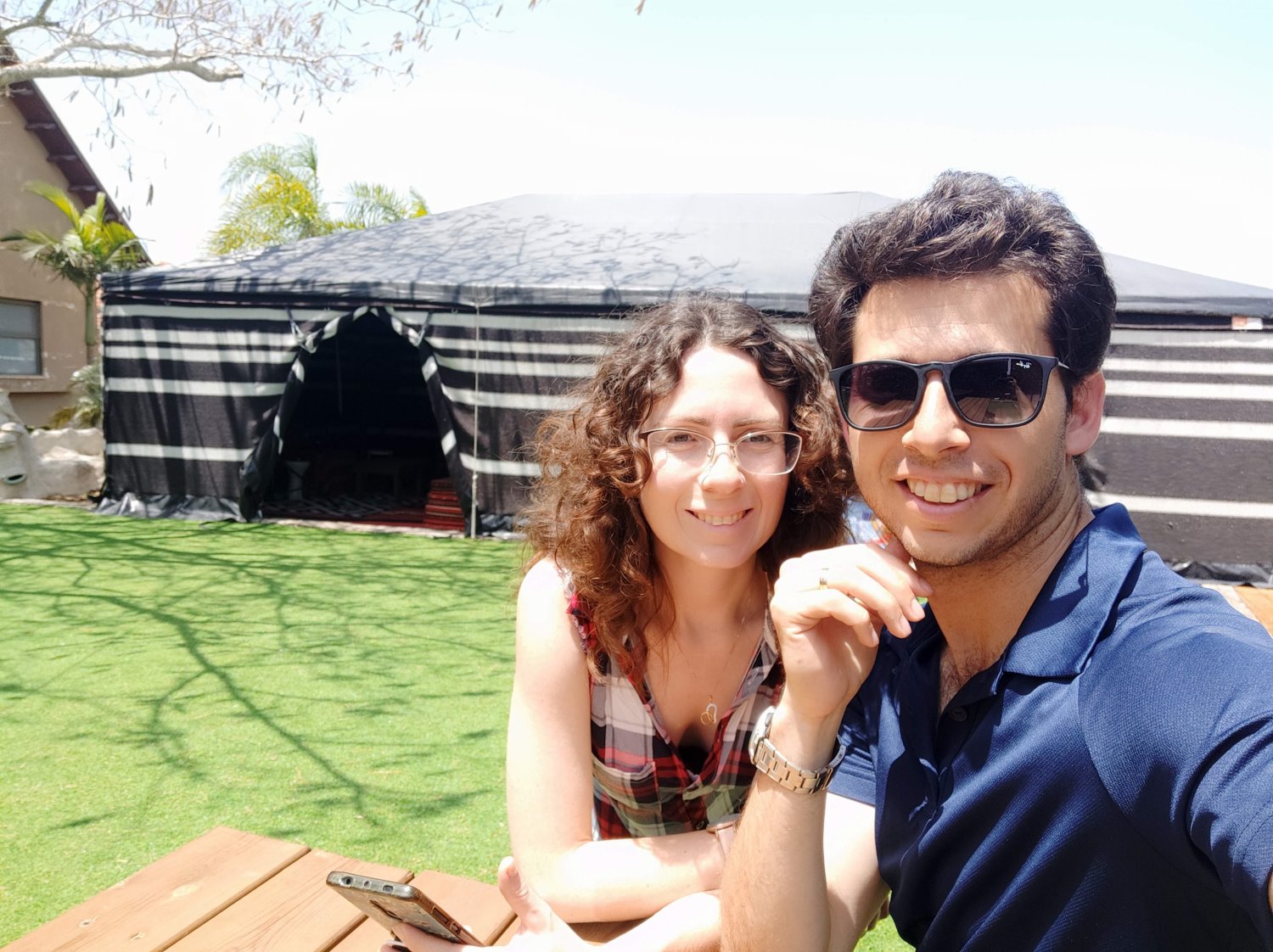 לין ויורי טקאץ', בעלי בוטיקו תיירות. קרדיט צילום: יורי טקאץ'