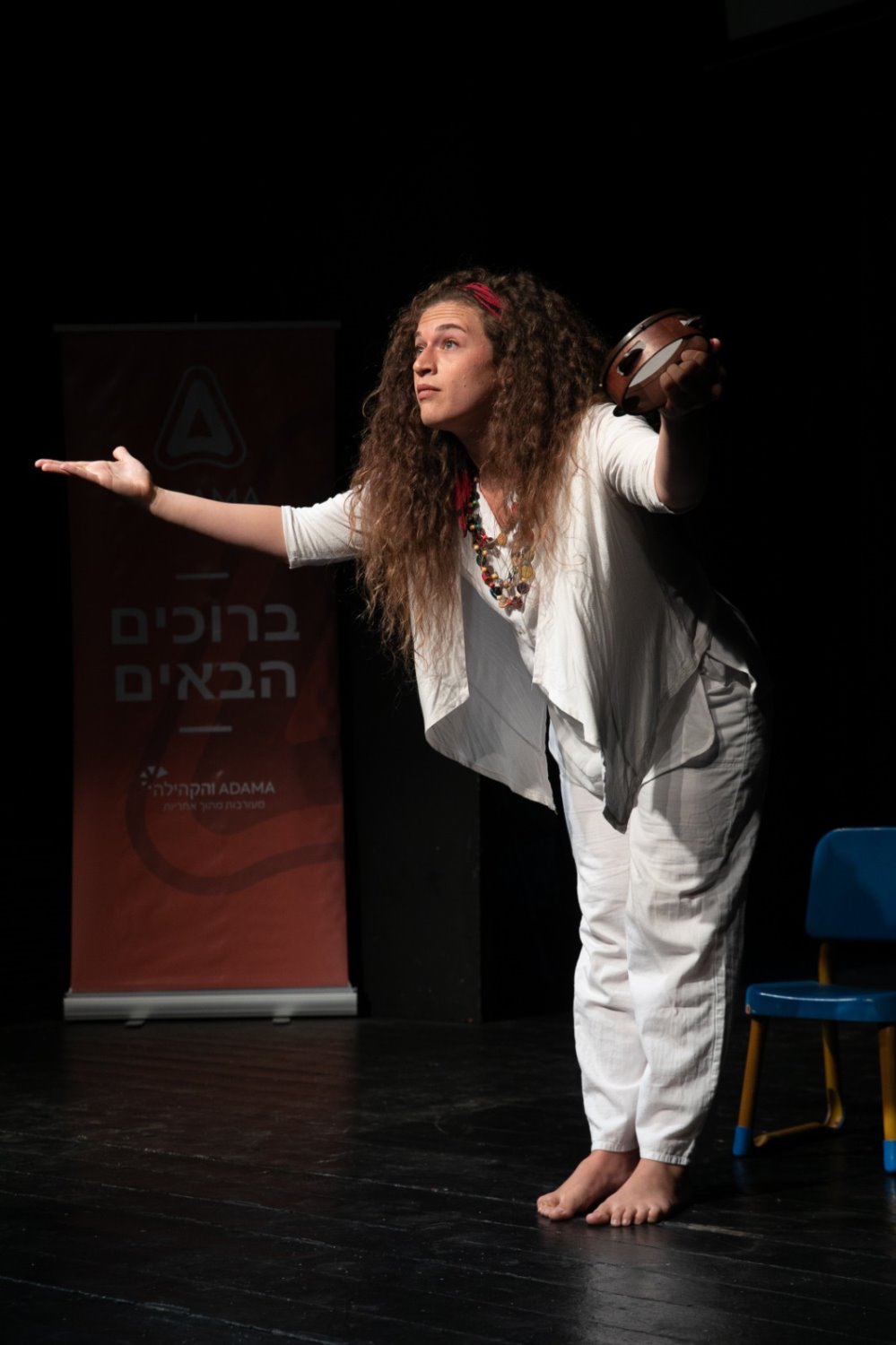 הזוכה בערב מונולוגים של אדמה וגודמן. צילום דיאגו מיטלברג