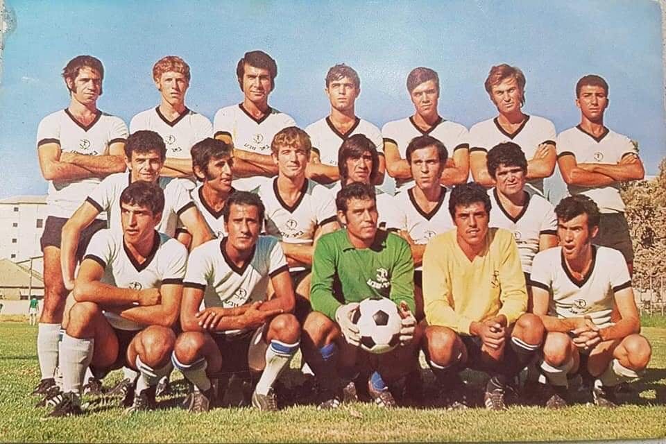 אפרים, במרכז התמונה (שורה עליונה). קרדיט - צילום פרטי