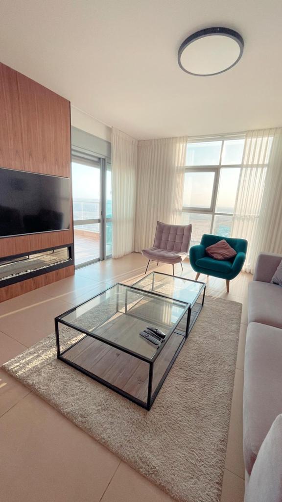 קרדיט - מתן אבנעים