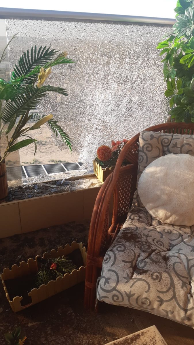 הזכוכית המנופצת. קרדיט - צילום פרטי