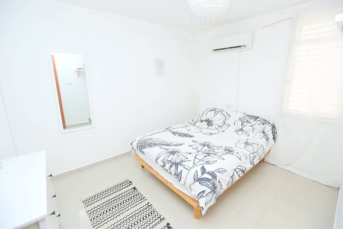 רחוב רבי עקיבא. קרדיט - מתן אבנעים