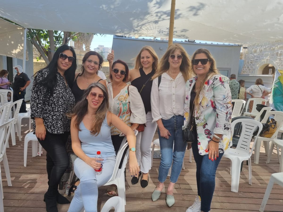 אפרת, וורד ששון וחגית פאר