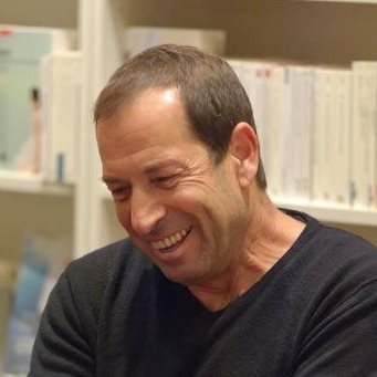 יוצר המחזה, בני ברבש. קרדיט - תוכן גולשים (ע"פ סעיף 27א')