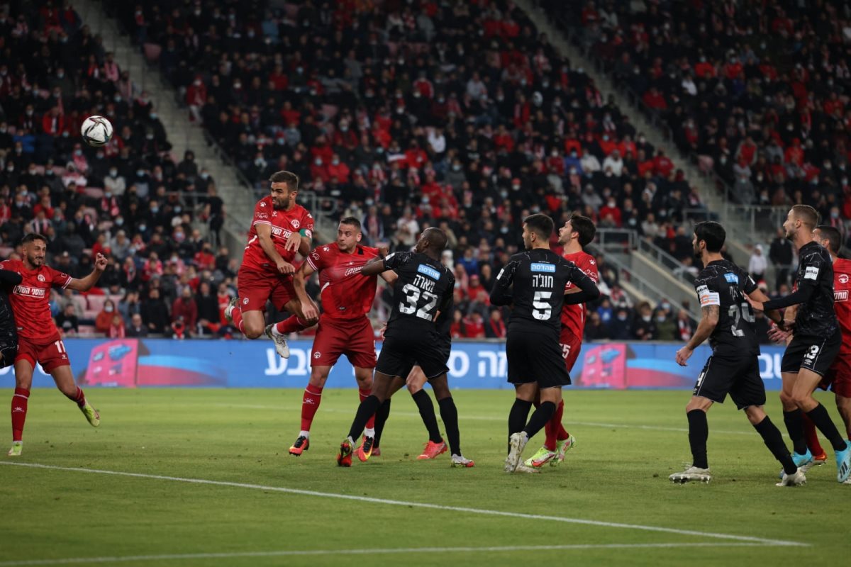 שער שני ברציפות. קרדיט - זאב דיקמן