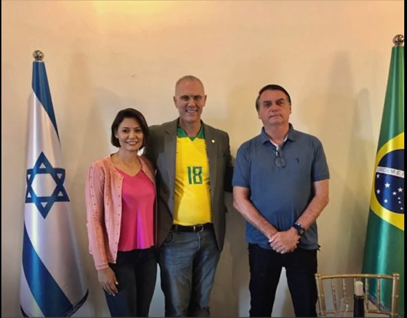 "מגדיר אותו בתור חבר קרוב", שלי לצד נשיא ברזיל, ז'איר בולסונארו. קרדיט - צילום פרטי